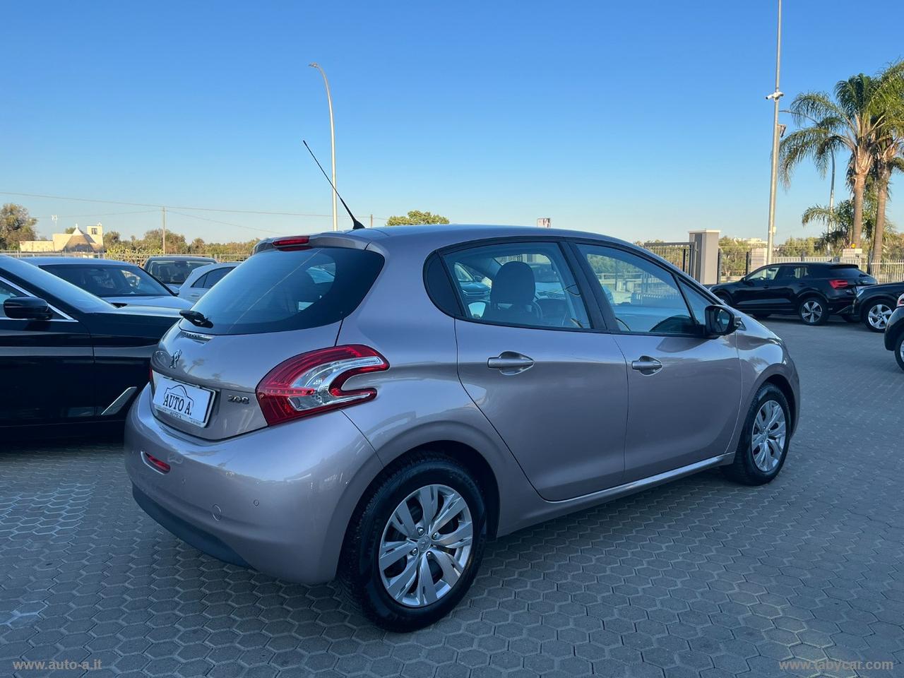 PEUGEOT 208 1.4 HDi 68 CV 5p. Active