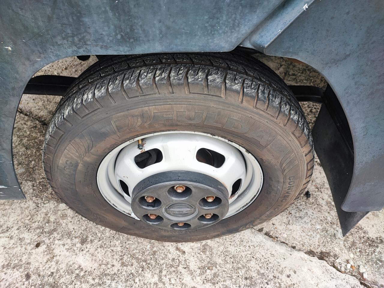 Nissan Atleon KM 271.000 Gancio Traino