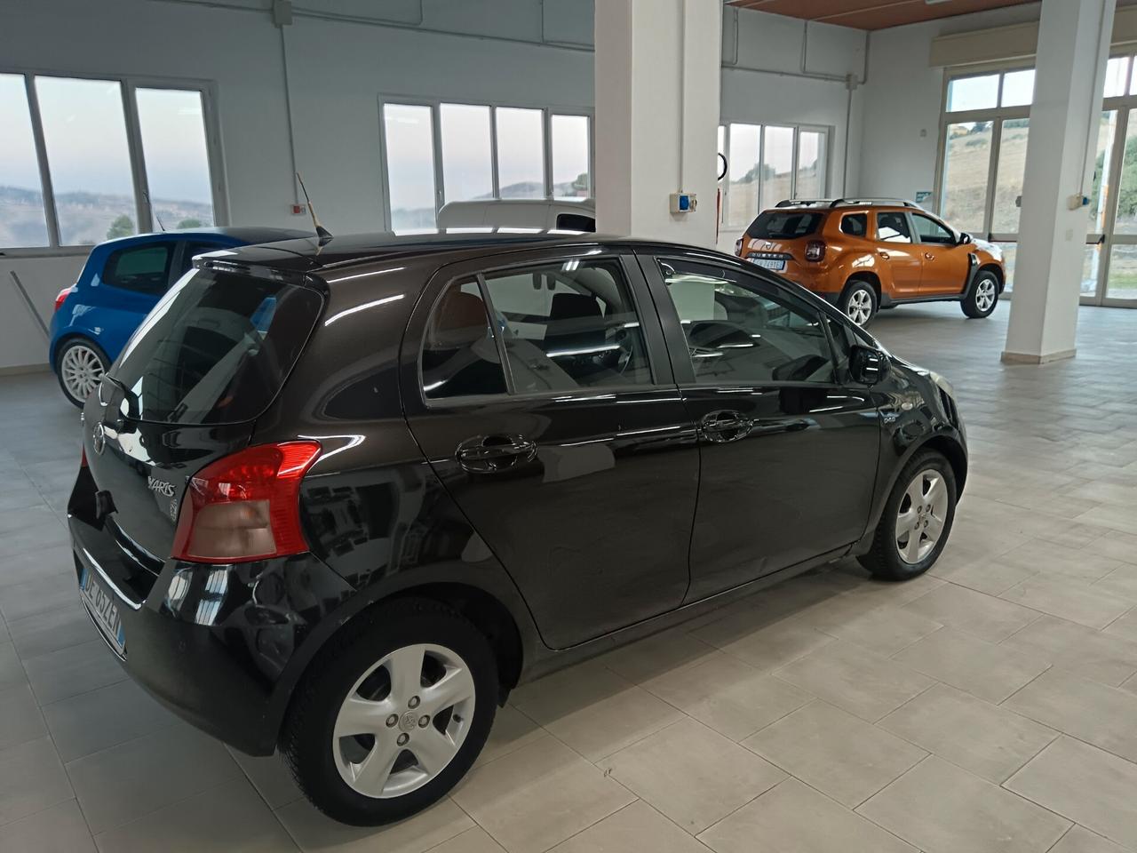 Toyota Yaris 1.4 D cambio automatico