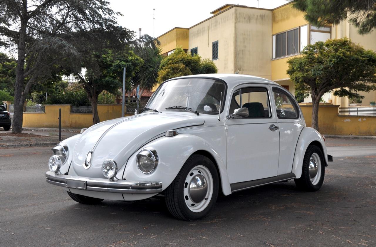 Volkswagen Maggiolone 13 d1 1973 restaurato