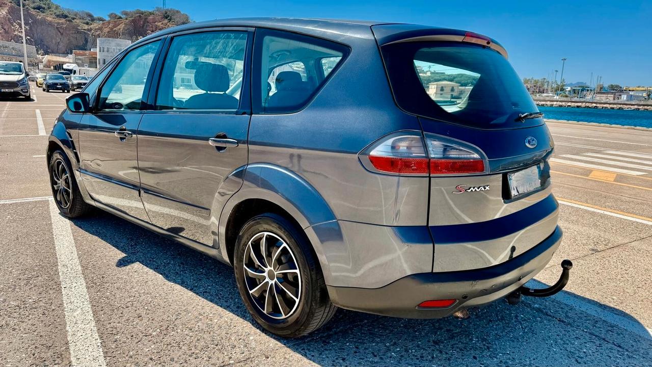 Ford S-Max 2.0 TDCi 140CV CON GANCIO TRAINO