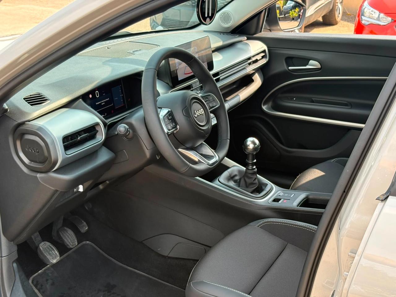 Jeep Avenger 1.2 Turbo 100 CV Summit