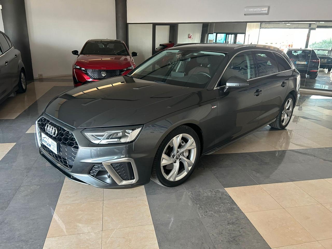 Audi A4 Avant 40 TDI S tronic S line edition