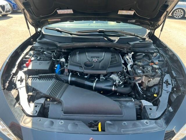 Maserati Ghibli 330 CV MHEV GT