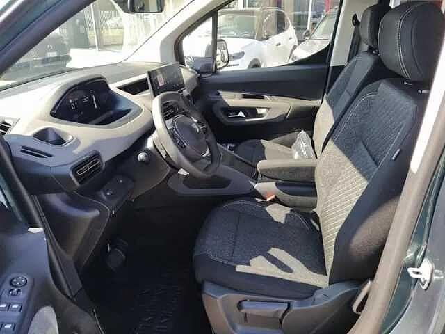 Peugeot Rifter MIX 1.5 BHDi 130cv EAT8 ALLURE tg.M AUTOCARRO KM0