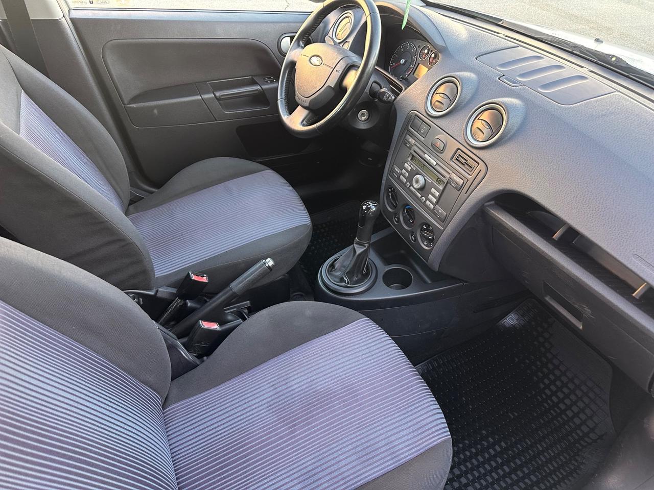 Ford Fusion 1.4 16V 5p. Collection