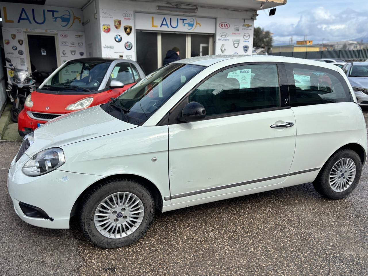 Lancia Ypsilon 1.3 MJT 75 CV