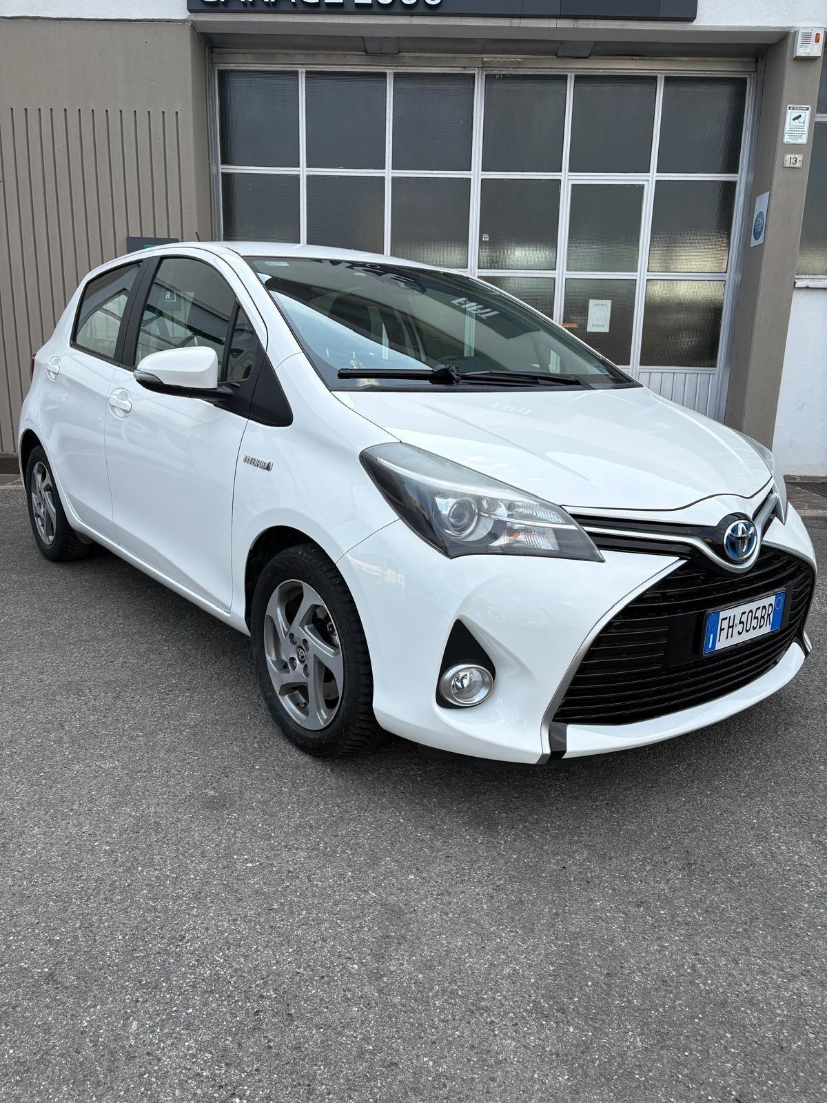 Toyota Yaris 1.5 Hybrid 5 porte Active