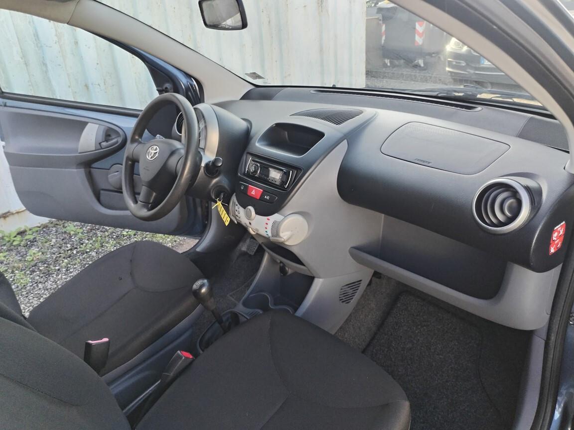 TOYOTA AYGO 1.0 VVT 3 P 167000KM 2009 CONSEGNA TAGLIANDATA