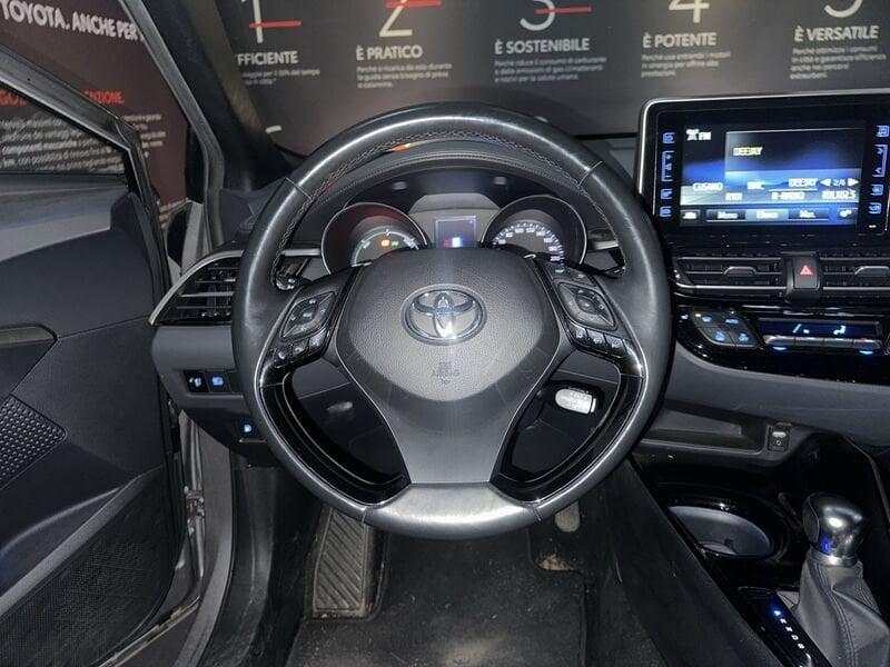 Toyota C-HR 1.8 Hybrid E-CVT Dynamic