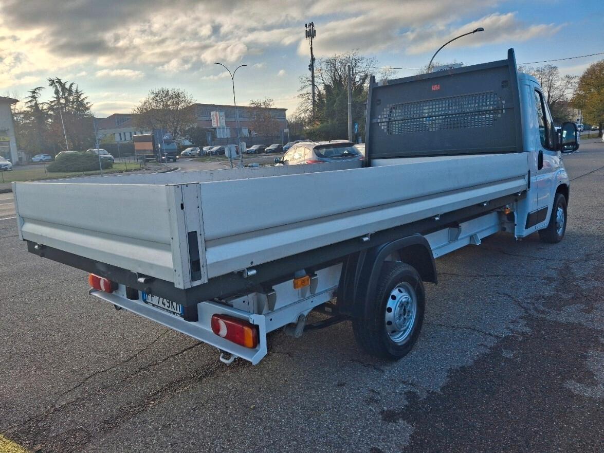 Fiat Ducato 35 2.3 MJT 130CV PLM-SL Scudato Maxi