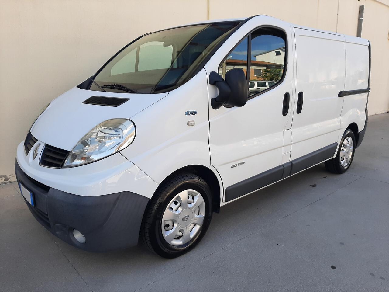 Renault Trafic 2.5 DCi 150 Ice