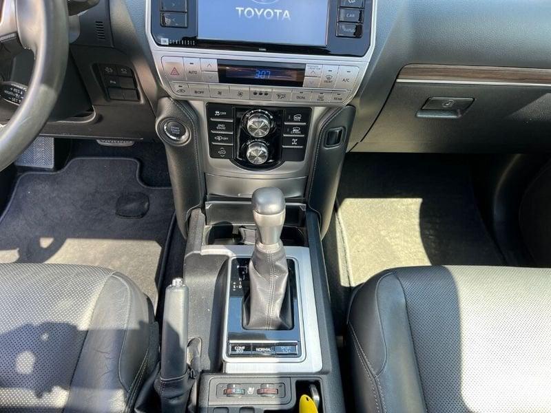 Toyota Land Cruiser 2.8 D4-D A/T 5 porte Style