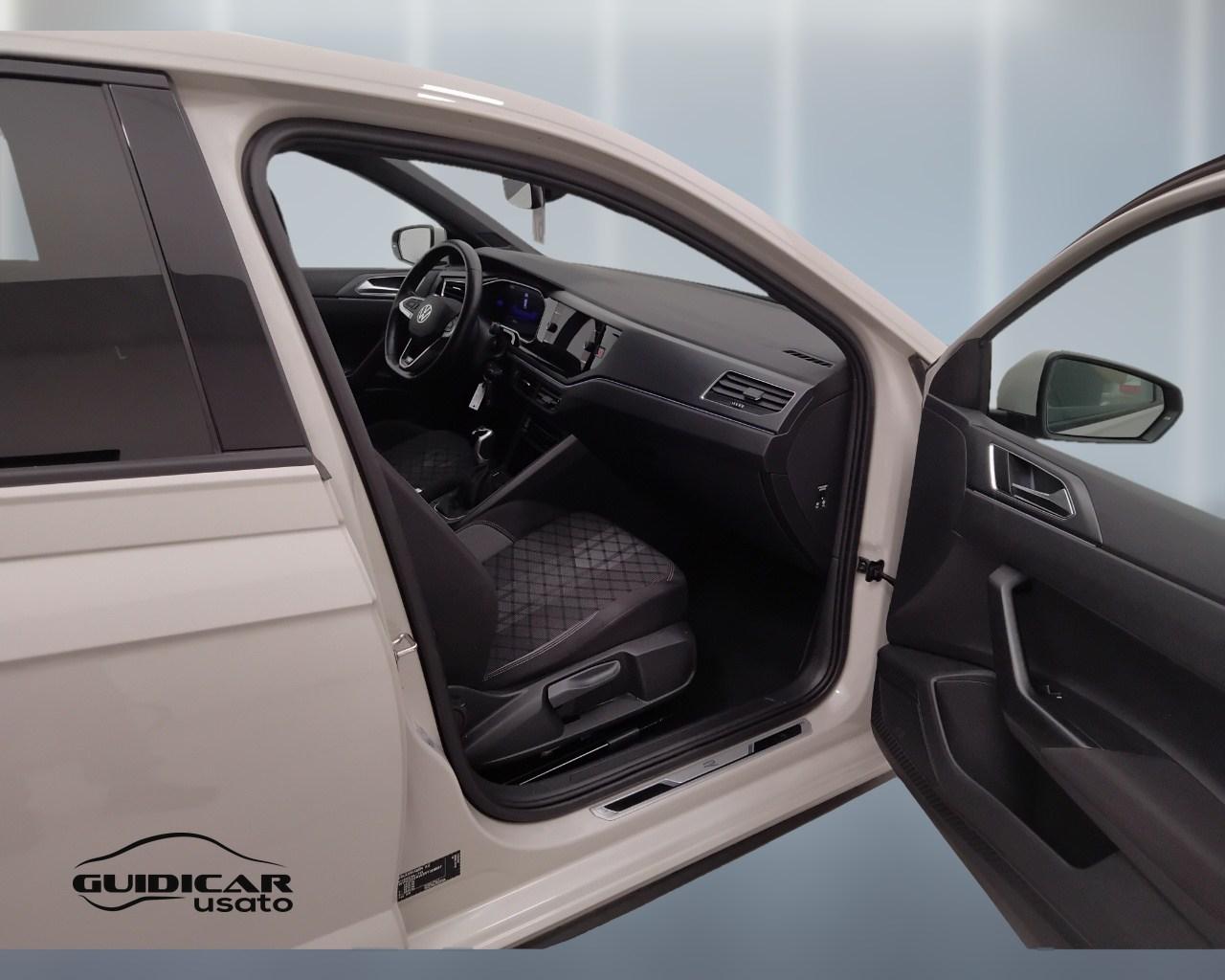 VOLKSWAGEN Polo VI 2022 - Polo 1.0 tsi R-Line 95cv