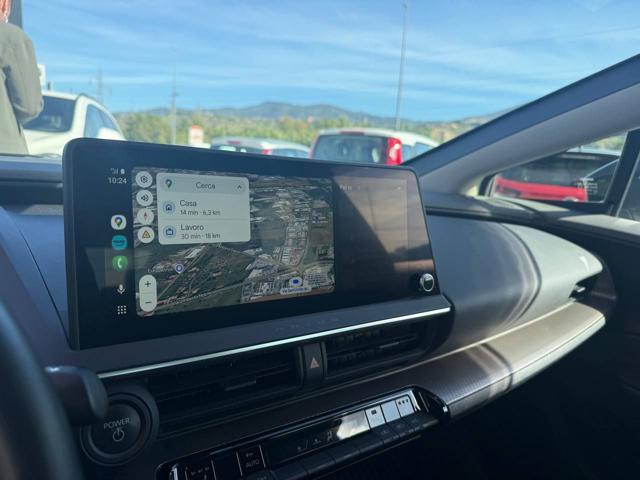 TOYOTA Prius 2.0 Plug-in Hybrid Lounge