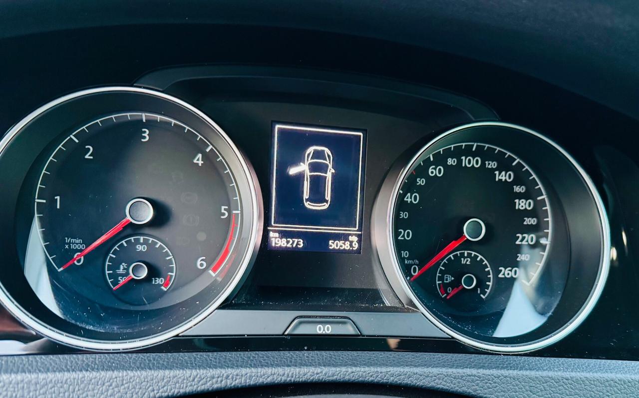 Volkswagen Golf 1.6 TDI 5p. Highline BlueMotion