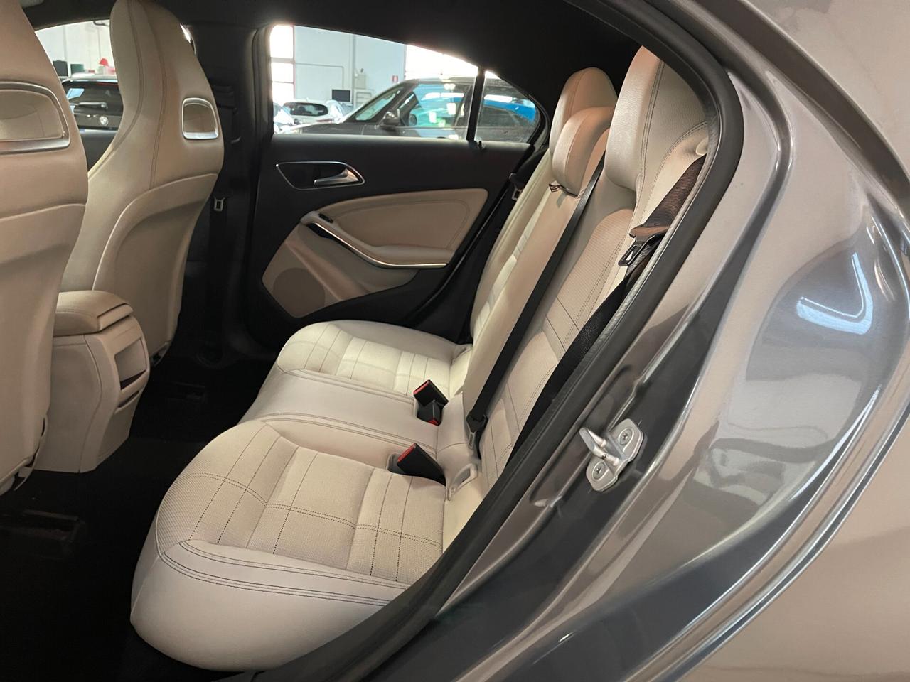 Mercedes-Benz A 180 d Sport c.auto-Ok Neopatentati-LEGGI SOTTO