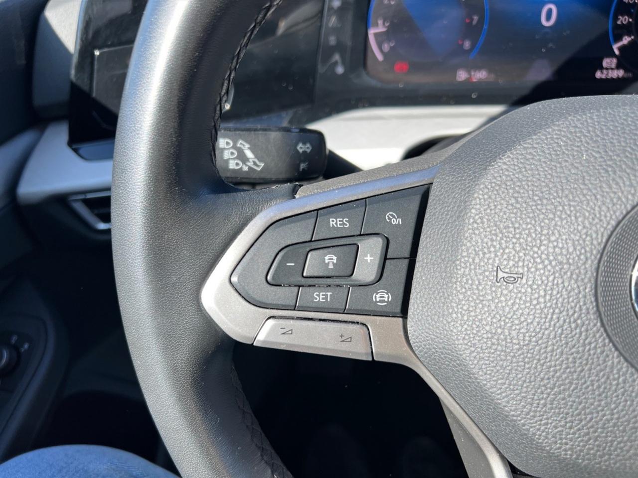Volkswagen Golf 1.5 tsi evo life 130cv