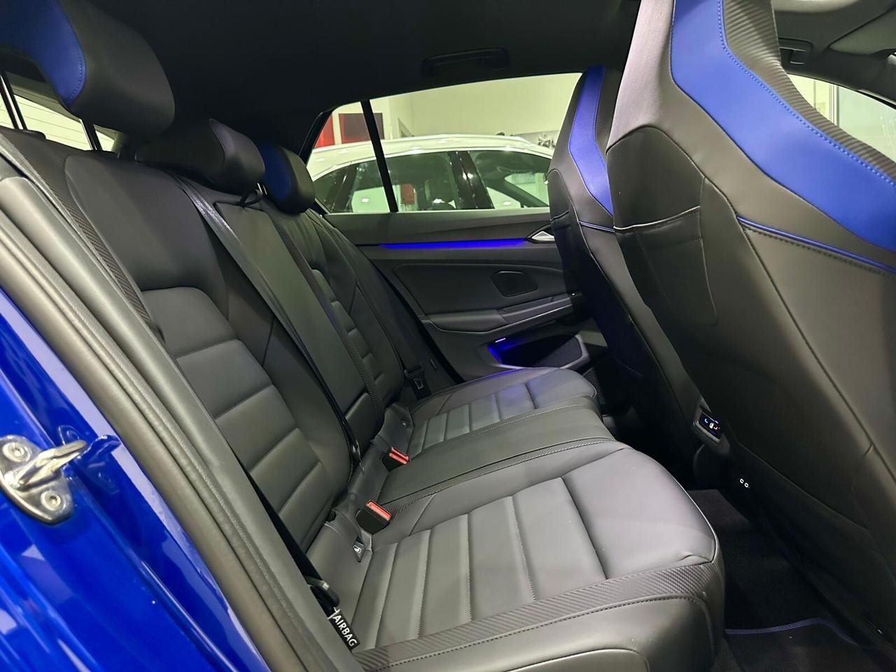 Volkswagen Golf 8 R 2.0 tsi 20Years 4motion 333cv