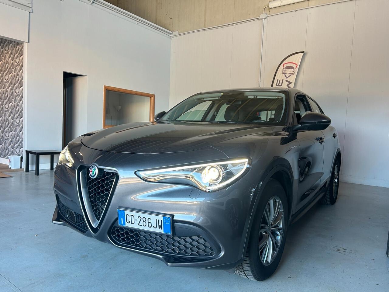 Alfa Romeo Stelvio 2.2 Turbodiesel 160 CV AT8 RWD Business