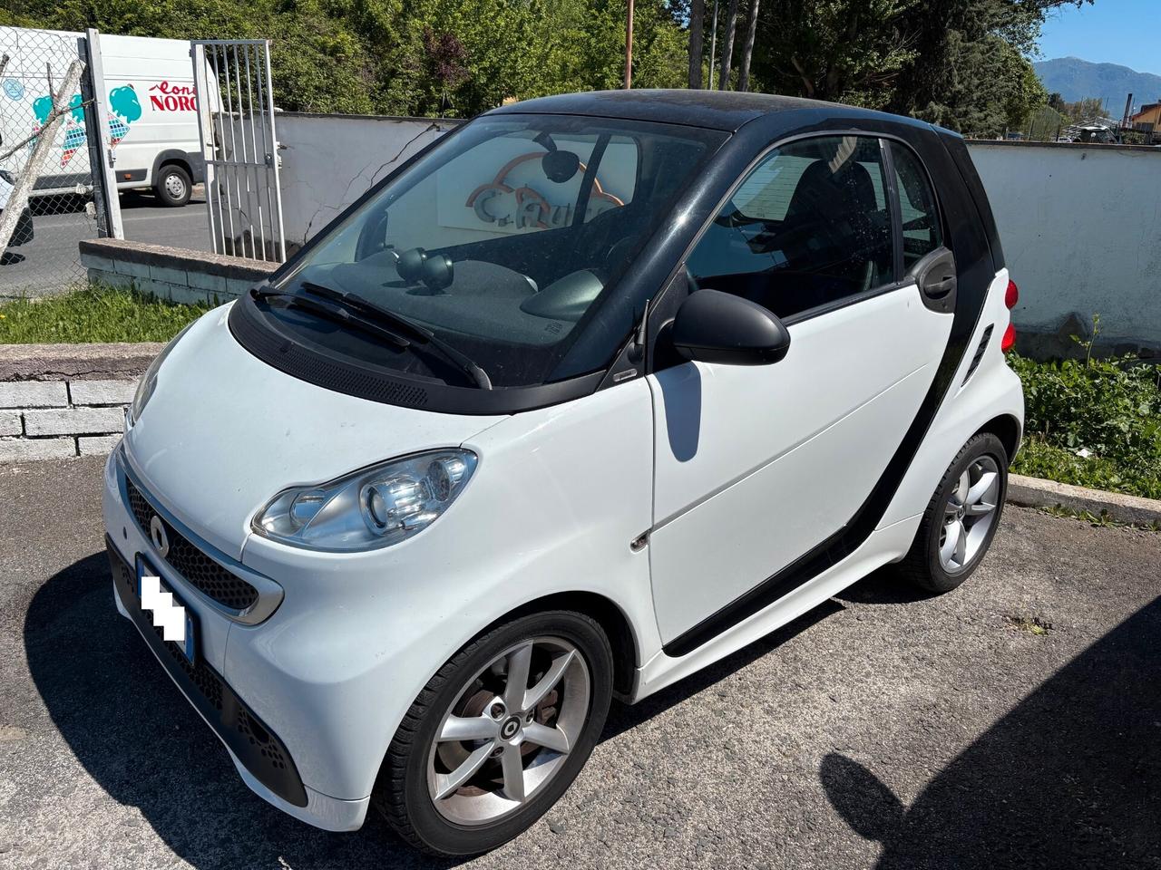 Smart ForTwo 1000 52 kW MHD coupé pulse BELLISSIMA, CARPLAY, F1 AL VOLANTE, CERCHIO 15, PANORAMA!!!