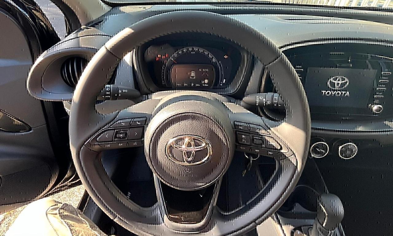 NOLEGGIO TOYOTA AYGO X 1.0 VVT - I 72 CV 5 PORTE ACTIVE