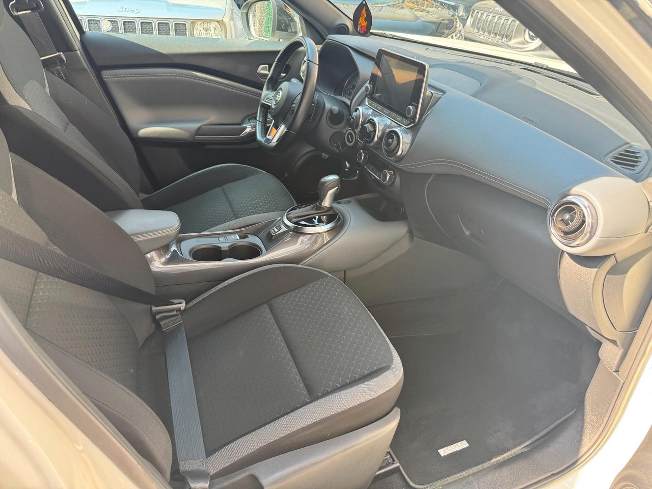 Nissan Juke 1.0 DIG-T 117 CV DCT N-Connecta