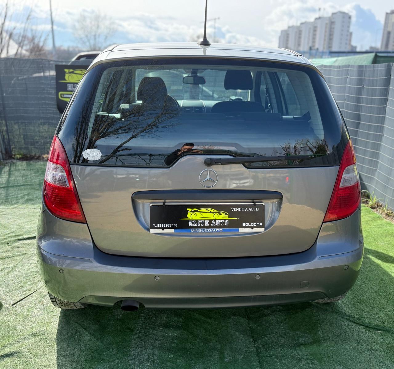 Mercedes CLASSE A 160 BENZINA 2011 BLUEFFICENCY NEOPATENTATI