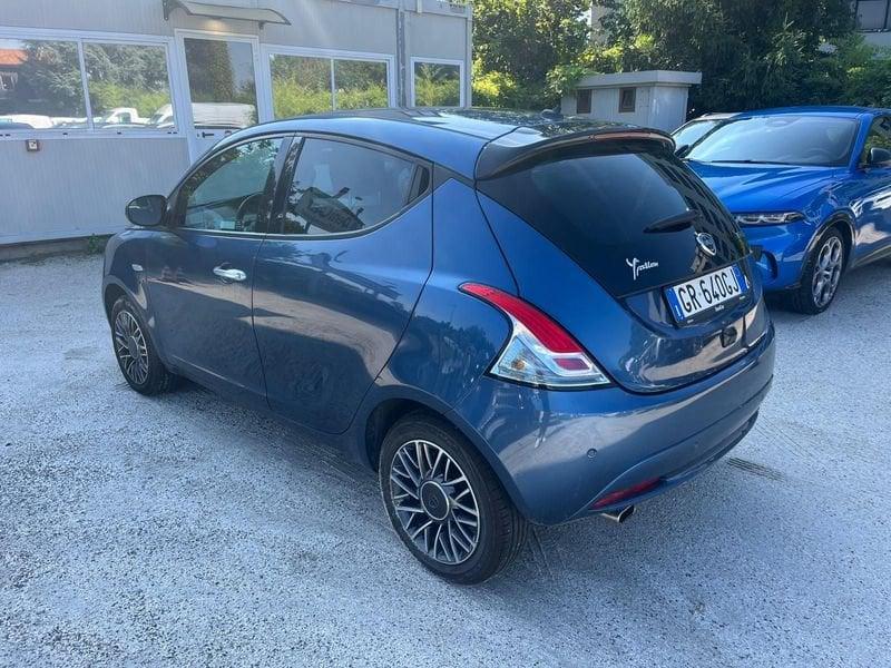 Lancia Ypsilon Ypsilon 1.0 FireFly 5 porte S&S Hybrid Gold Plus