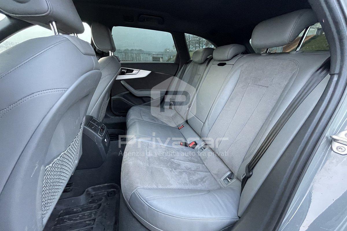 AUDI A4 Avant 40 TDI quattro S tronic S line edition