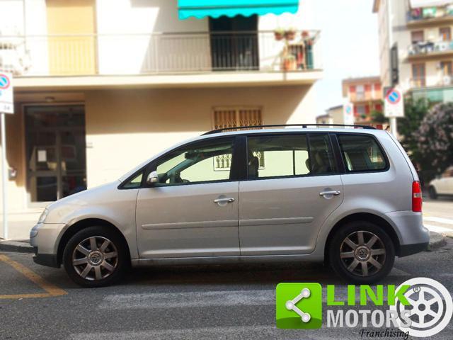 VOLKSWAGEN Touran Van 2.0 TDI UNICO PROPRIETARIO