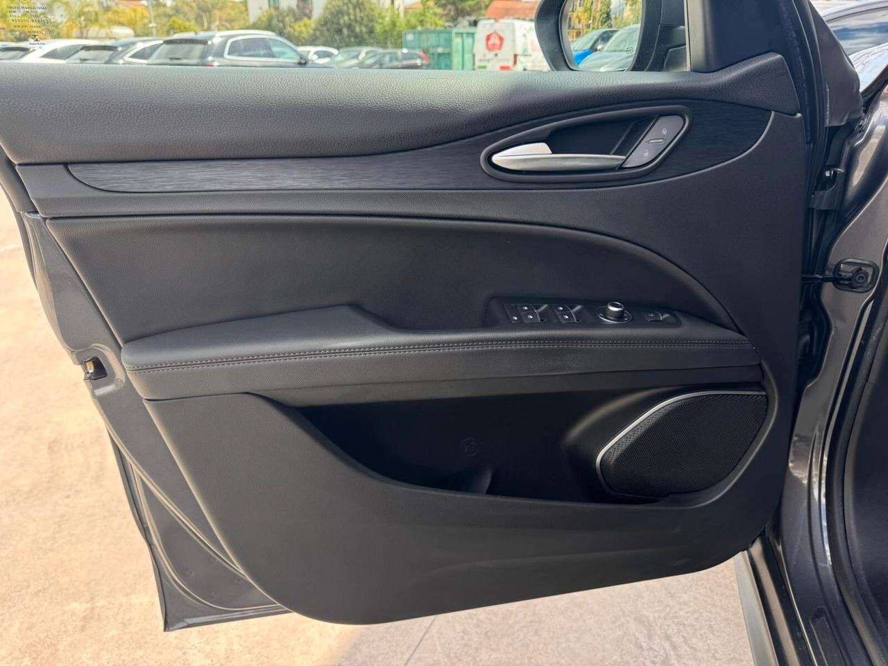 Alfa Romeo Stelvio 2.2 Turbodiesel 190 CV AT8 Q4 Super