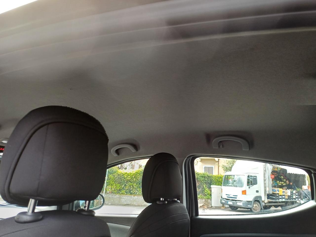 Lancia Ypsilon 1.0 FireFly 5 porte S&S Hybrid Gold