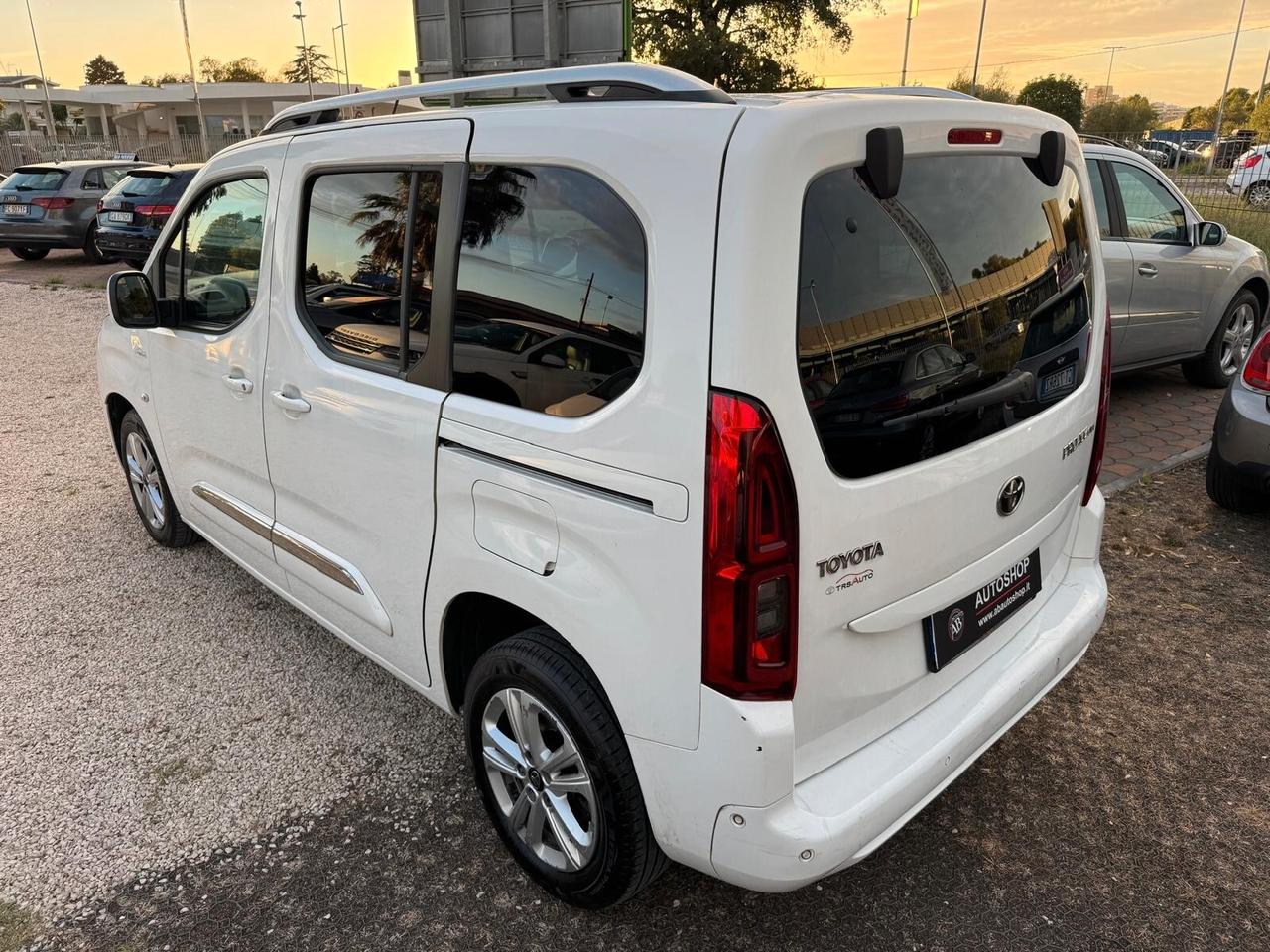 TOYOTA - Proace City Verso 1.5 - 7 POSTI - UNIPRO.- FINANZIABILE - PERMUTE