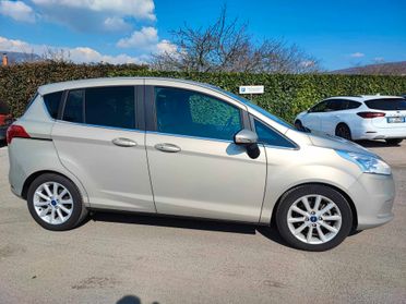 Ford B-Max con sedile girevole