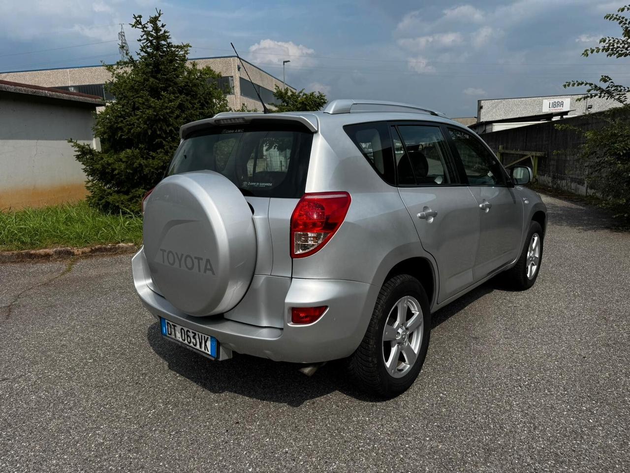 Toyota RAV 4 RAV4 2.2 D-4D 136 CV DPF Luxury