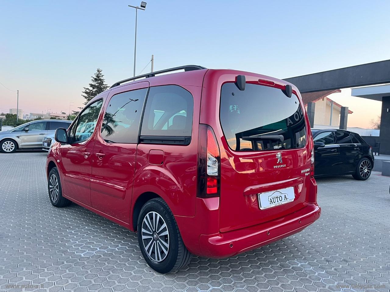 PEUGEOT Partner Tepee VTi 120 Active