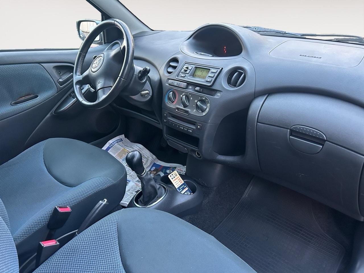 Toyota Yaris 1.0i 16V cat 3 porte Expo