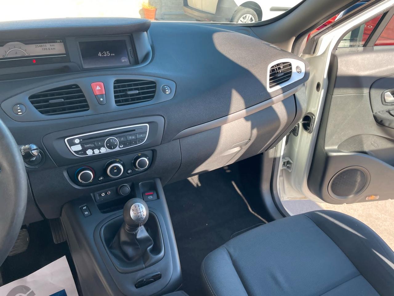 Renault Scenic Scénic 1.5 dCi 110CV Dynamique