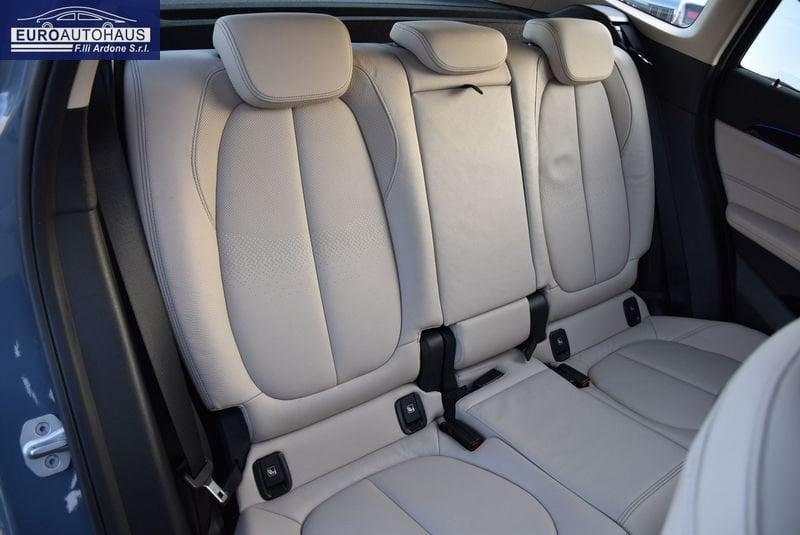 BMW X1 sDrive 18d Sport *PELLE, LED*