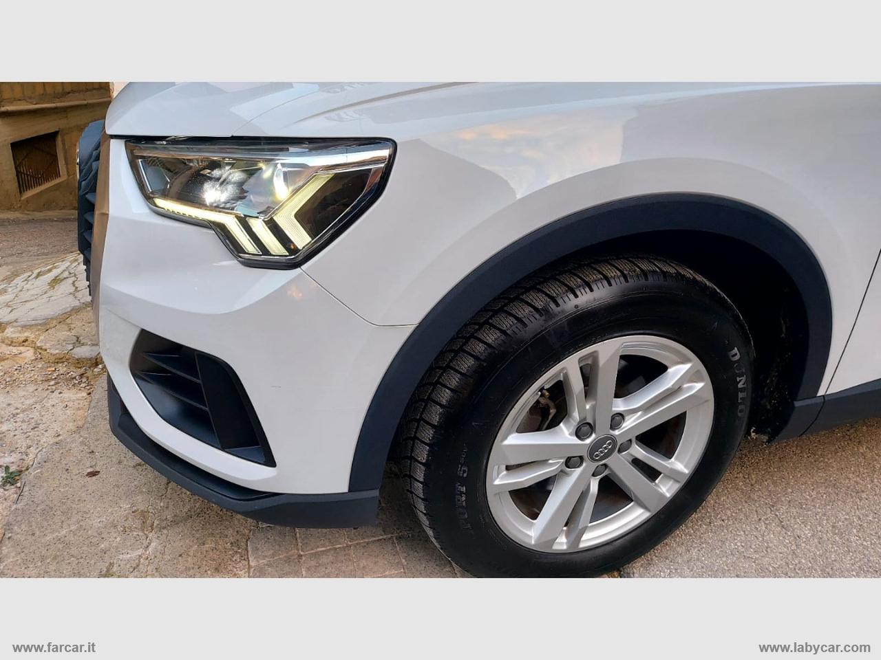 AUDI Q3 35 TDI S tronic Business