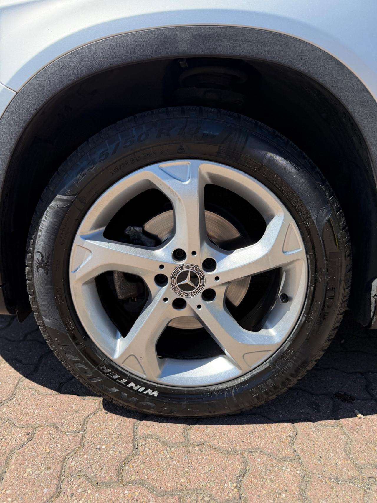 Mercedes-benz GLA 200 d Automatic Premium