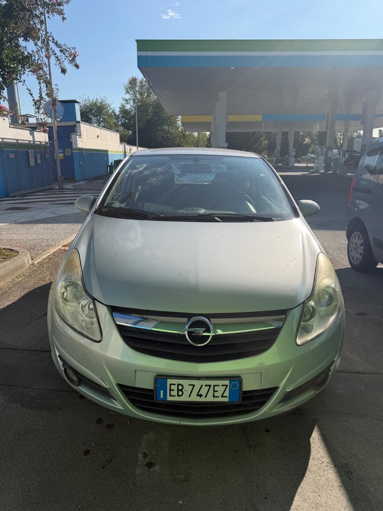Opel Corsa 1.2 3 porte Sport