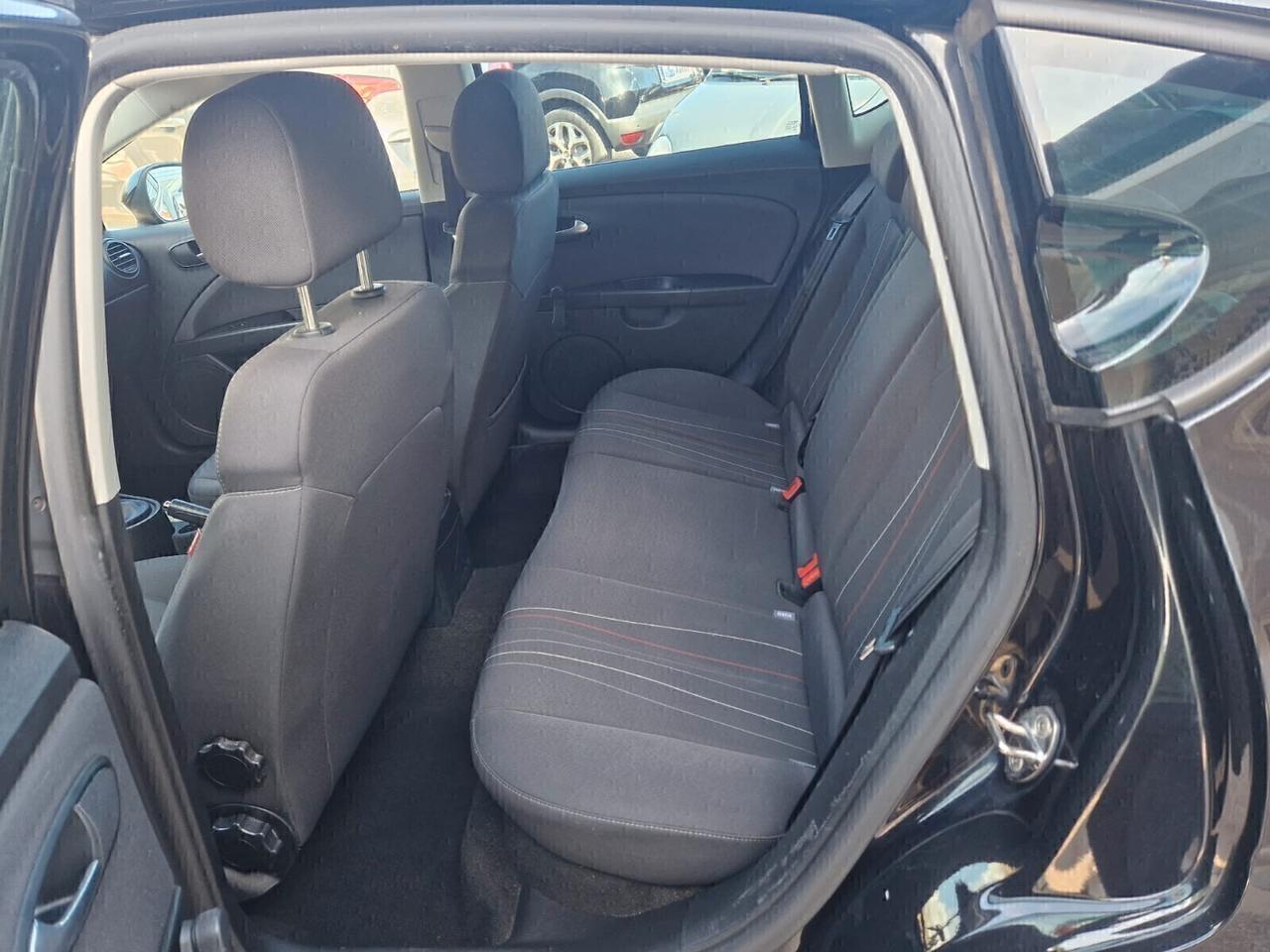 Seat Leon 1.6 TDI 105 cv