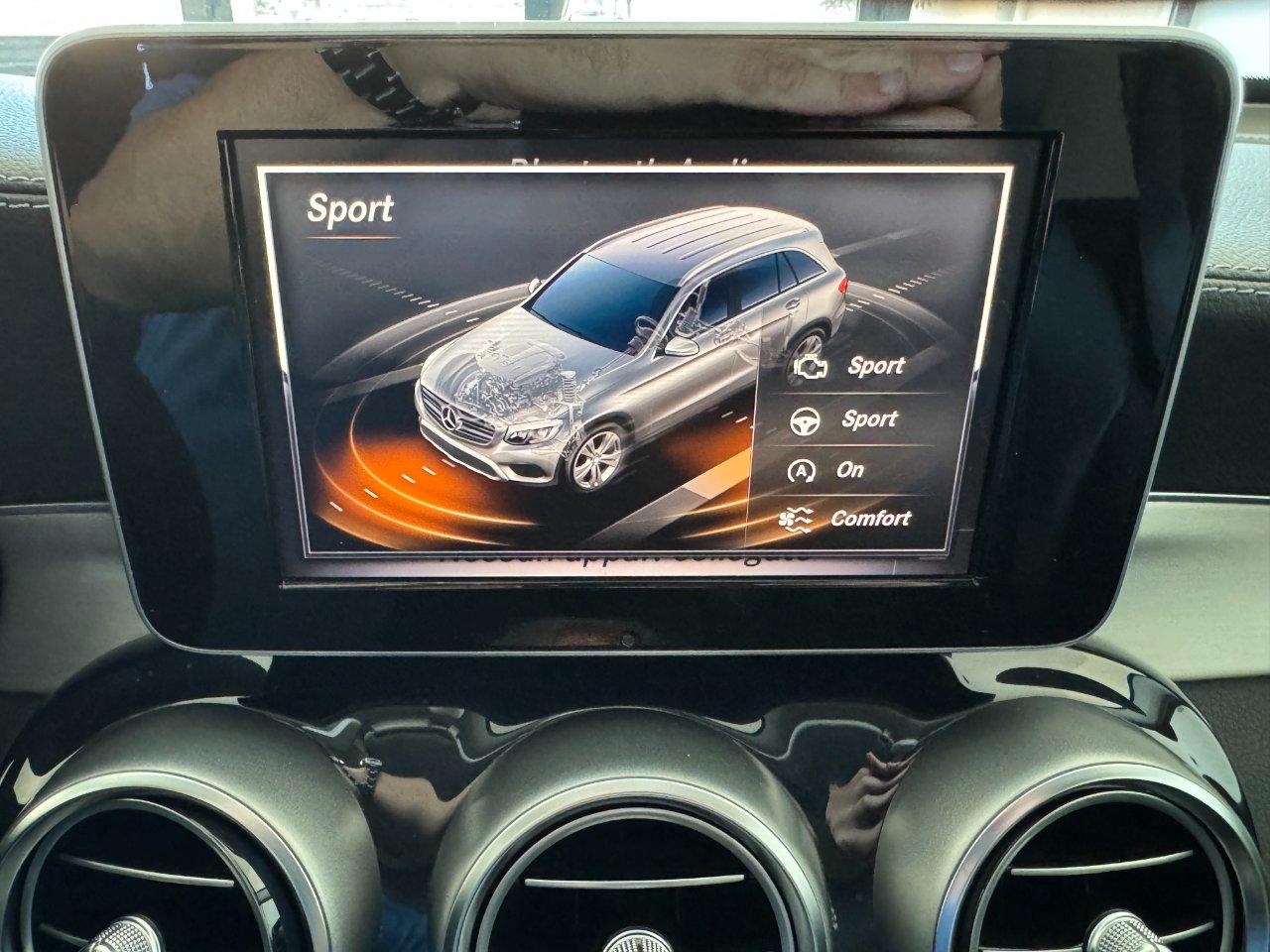 Mercedes GLC SUV GLC 250 d Sport 4matic Tetto Night Uniprop