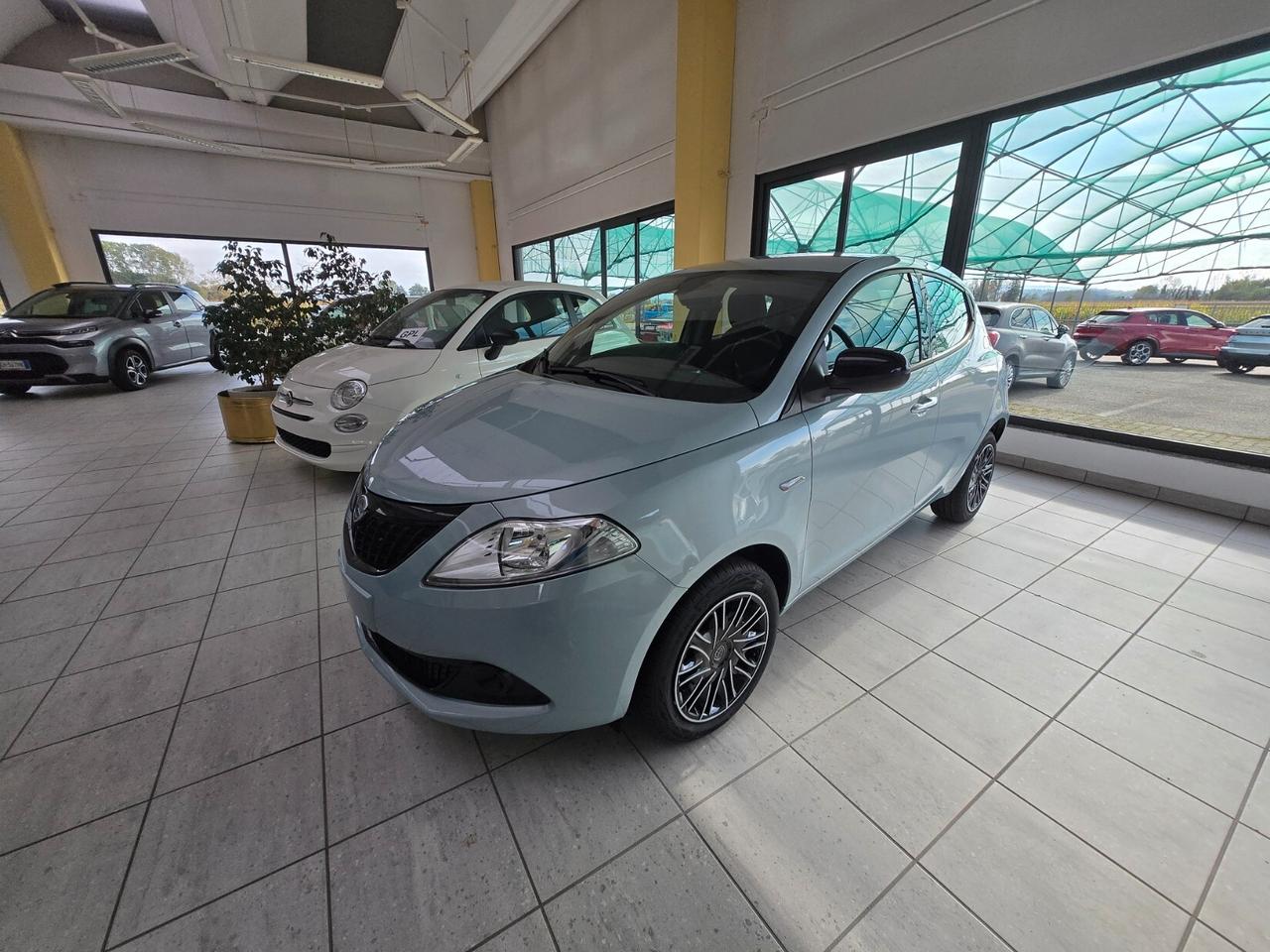 Lancia Ypsilon 1.0 FireFly 5 porte S&S Hybrid