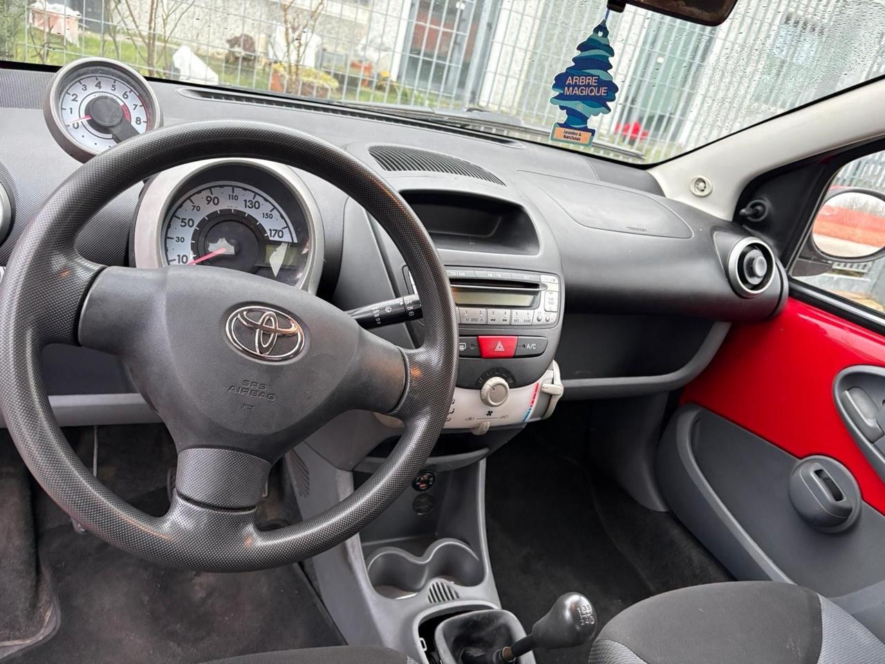 Toyota Aygo 1.0 12V VVT-i 5 porte
