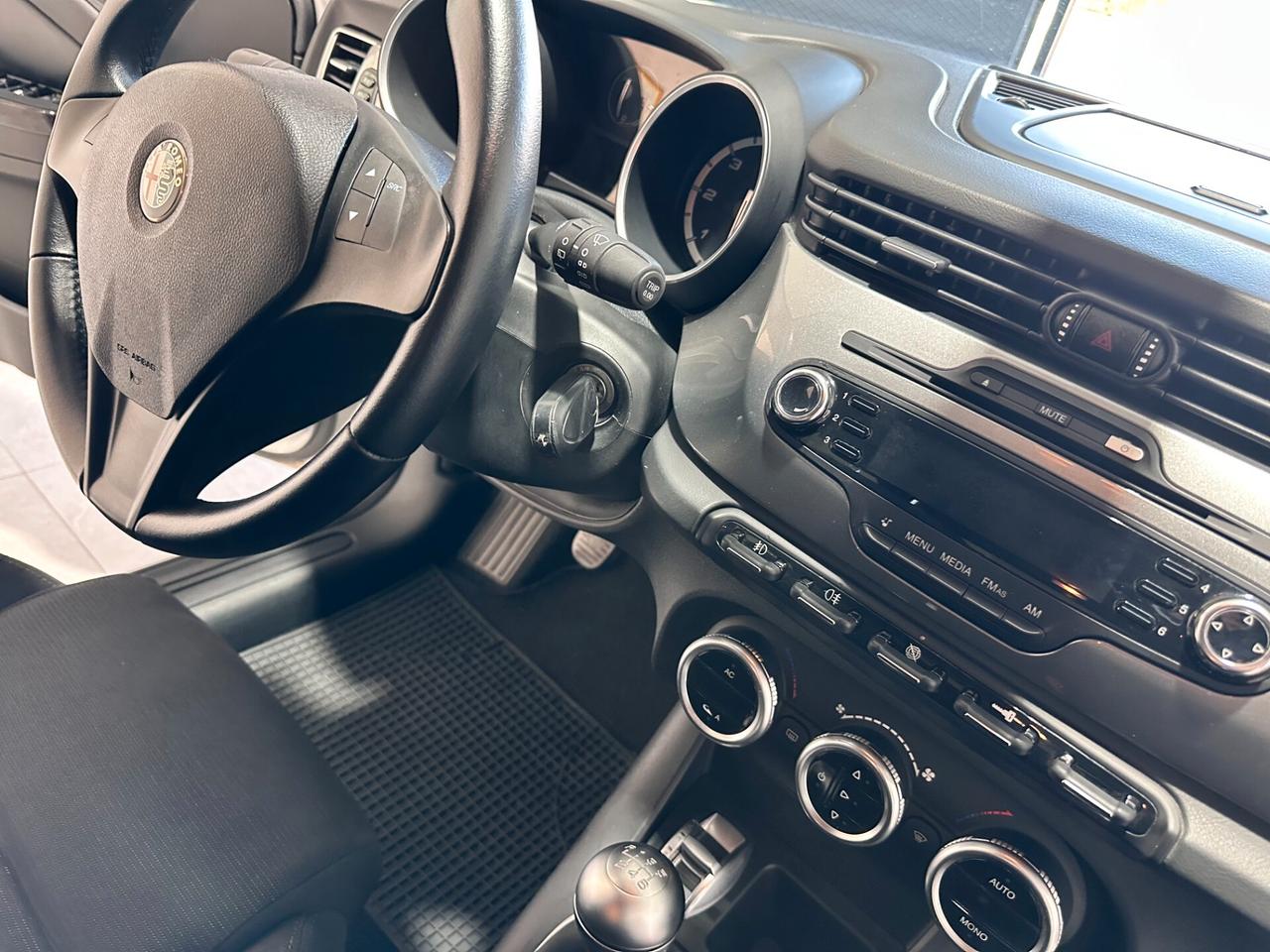 Alfa Romeo Giulietta 2.0 JTDm-2 140 CV Distinctive