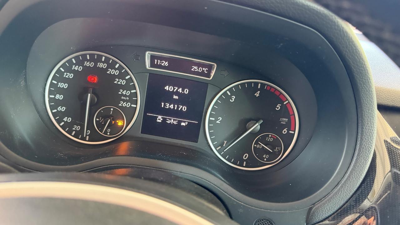 Mercedes-benz B 180 CDI BlueEFFICIENCY Premium