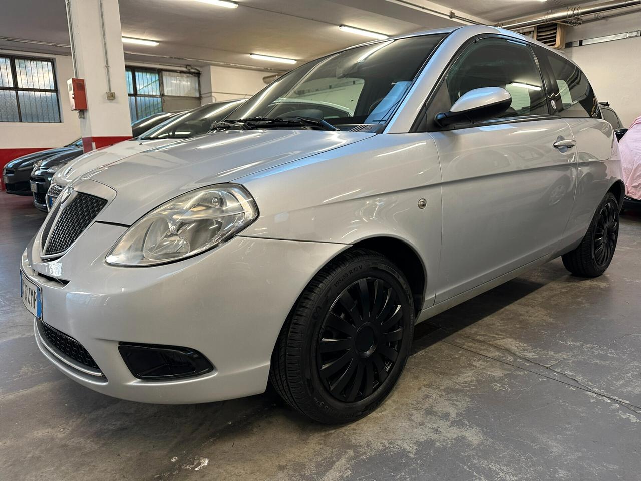 Lancia Ypsilon 1.4 Platino Ecochic GPL